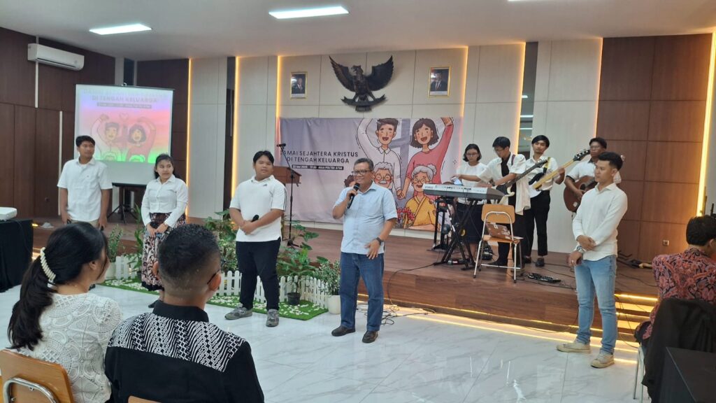 PASKAHAN KARYAWAN KRISTEN KOLESE MIKAEL SURAKARTA